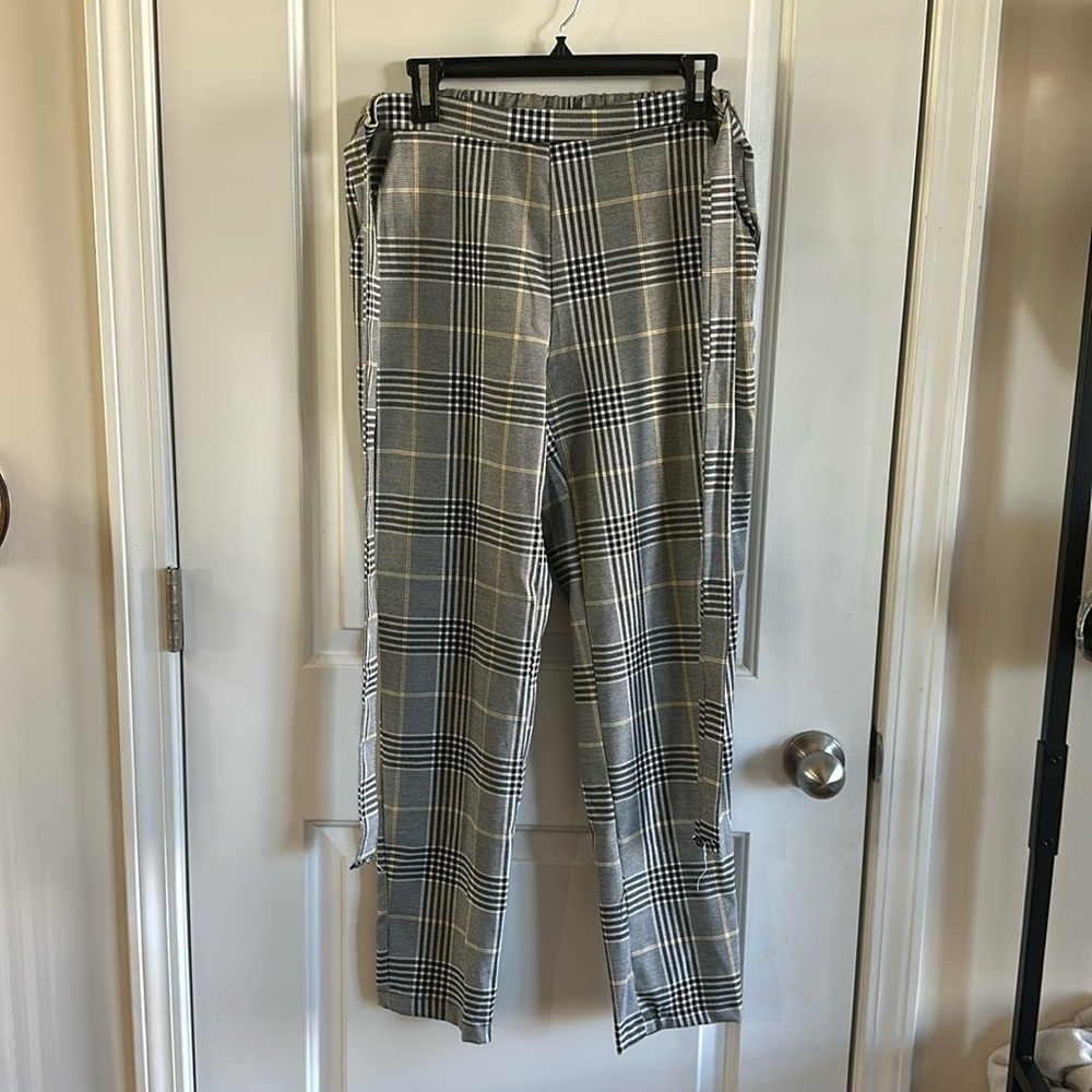 Mosaic & Co Plaid Trousers Pants W/ Belt - Picture 3 of 9